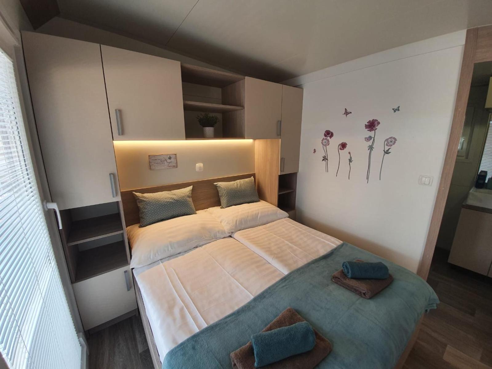 Mobile Home M&M Драге Стая снимка