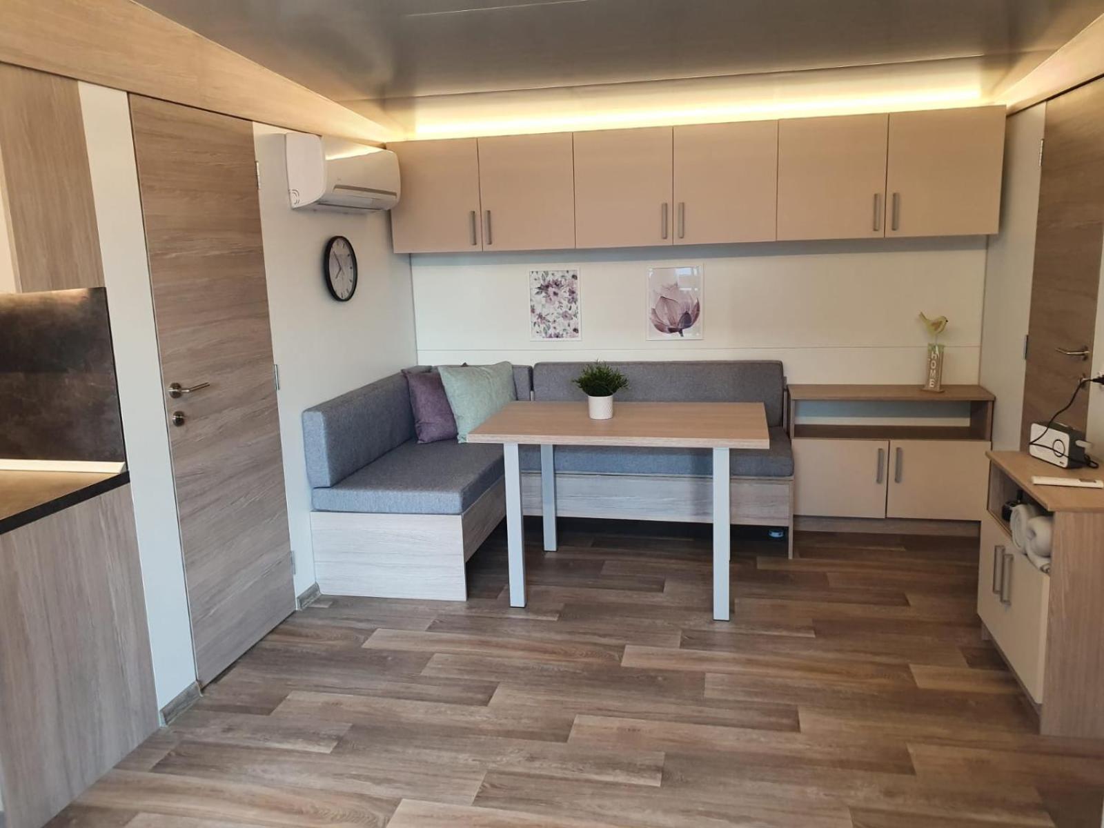 Mobile Home M&M Драге Стая снимка