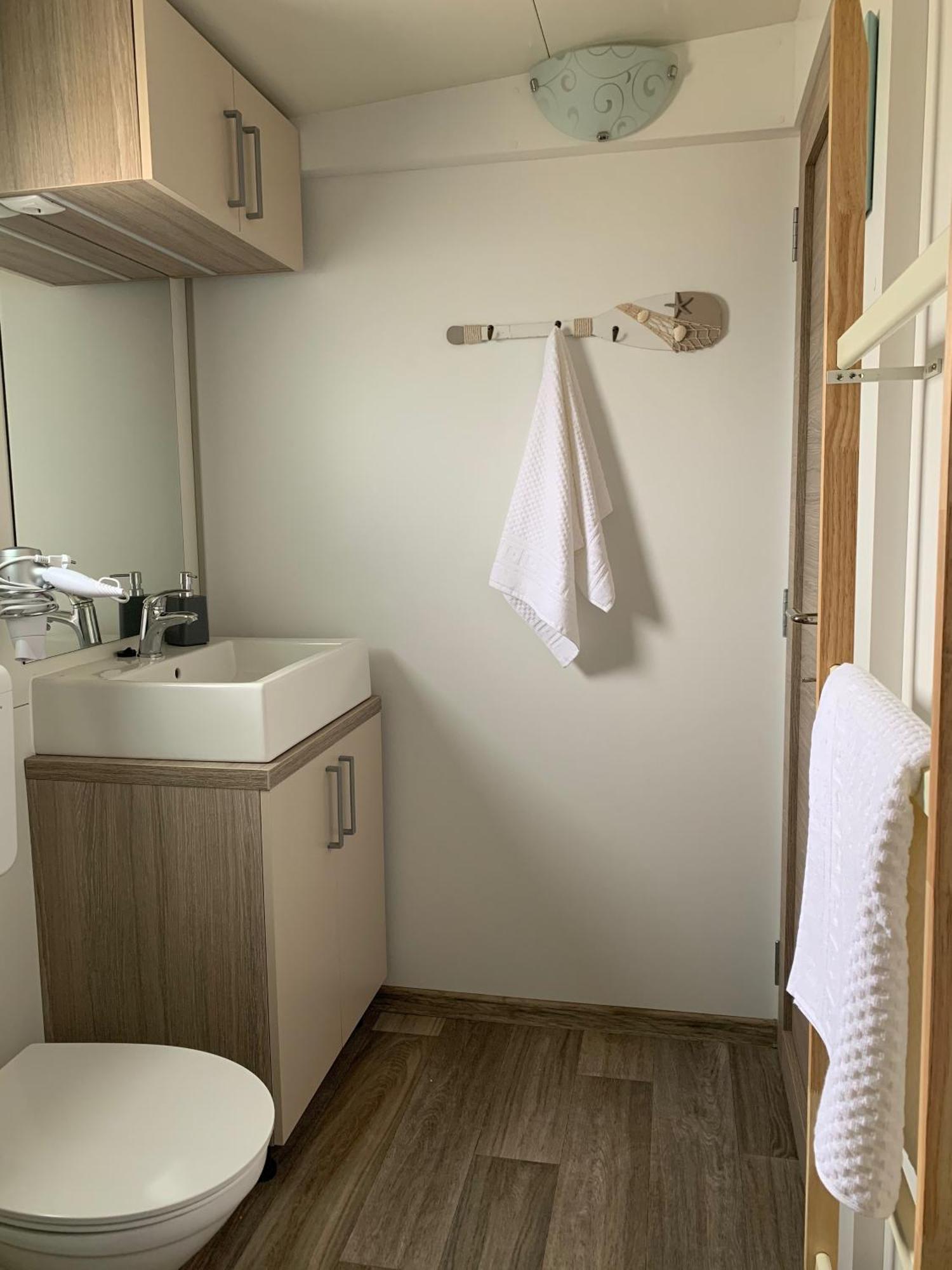 Mobile Home M&M Драге Стая снимка